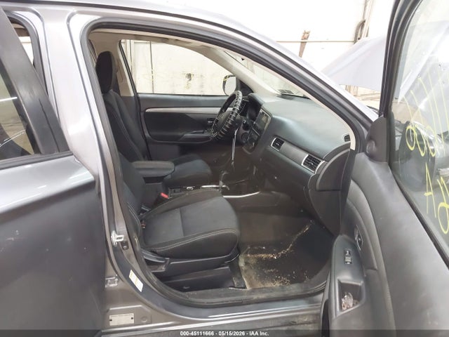2018 Mitsubishi Outlander Se მანქანა იყიდება აუქციონზე, vin: JA4AZ3A30JJ003622, აუქციონის ნომერი: 45111666