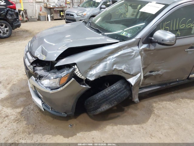 2018 Mitsubishi Outlander Se მანქანა იყიდება აუქციონზე, vin: JA4AZ3A30JJ003622, აუქციონის ნომერი: 45111666