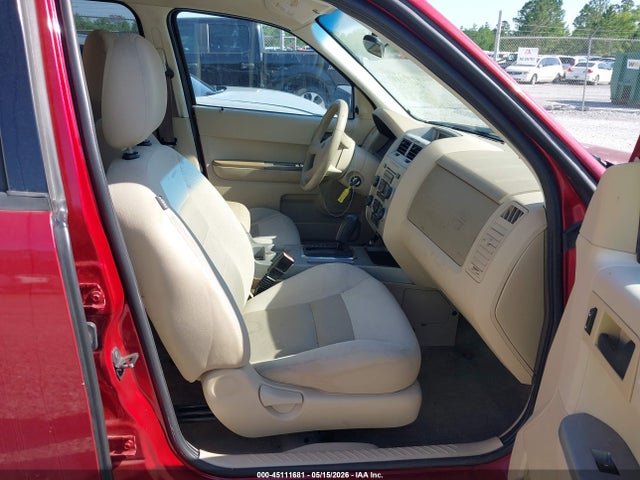45111681 :رقم المزاد ، 1FMCU93128KD49327 vin ، 2008 Ford Escape Xlt مزاد بيع