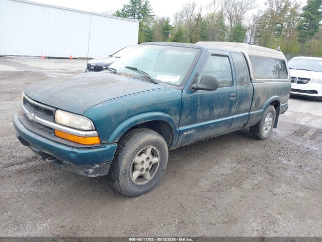 45111703 :رقم المزاد ، 1GCCT19X8WK107756 vin ، 1998 Chevrolet S-10 Ls مزاد بيع