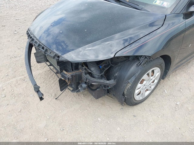 2017 Hyundai Elantra Se მანქანა იყიდება აუქციონზე, vin: 5NPD74LF5HH074050, აუქციონის ნომერი: 45111705