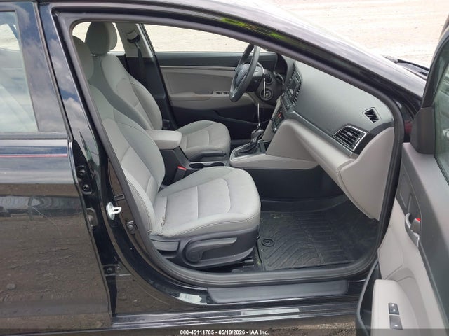 2017 Hyundai Elantra Se მანქანა იყიდება აუქციონზე, vin: 5NPD74LF5HH074050, აუქციონის ნომერი: 45111705