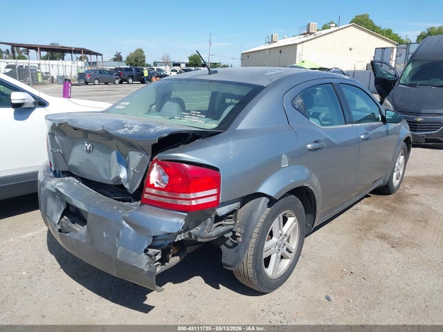 45111735 :رقم المزاد ، 1B3LC56R18N588756 vin ، 2008 Dodge Avenger Sxt مزاد بيع