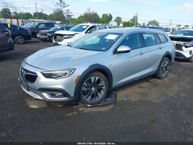 2018 Buick Regal Tourx Essence მანქანა იყიდება აუქციონზე, vin: W04GV8SX3J1178063, აუქციონის ნომერი: 45111755