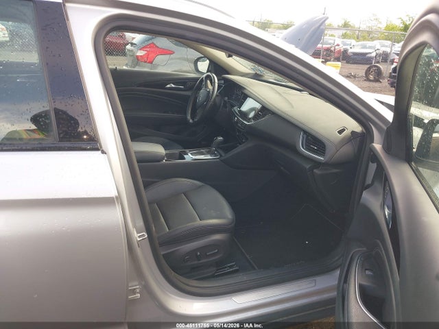 2018 Buick Regal Tourx Essence მანქანა იყიდება აუქციონზე, vin: W04GV8SX3J1178063, აუქციონის ნომერი: 45111755