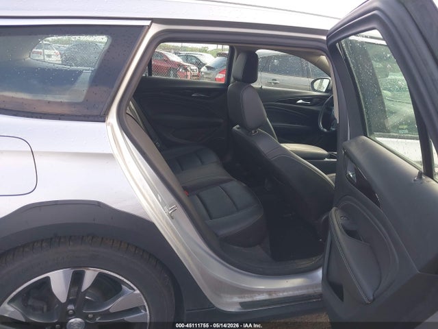 2018 Buick Regal Tourx Essence მანქანა იყიდება აუქციონზე, vin: W04GV8SX3J1178063, აუქციონის ნომერი: 45111755