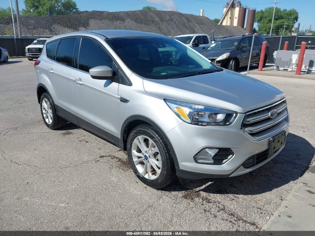 Ford ESCAPE SE 2019 1FMCU9GD3KUA36903 главное изображение