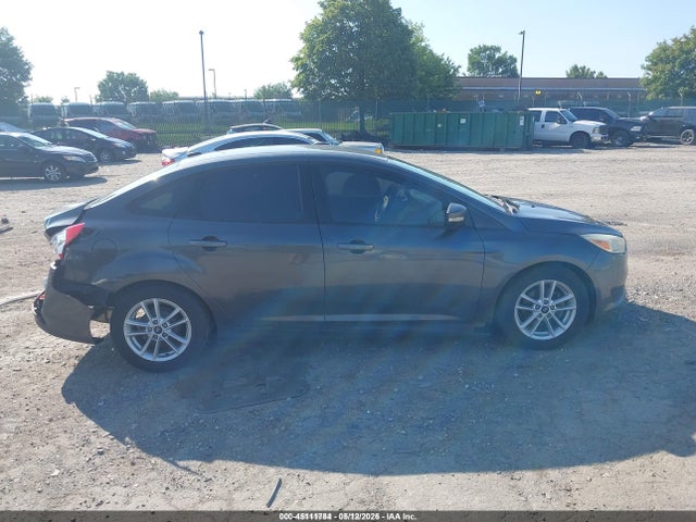 Ford FOCUS SE 2016 1FADP3F24GL365383 Image 14