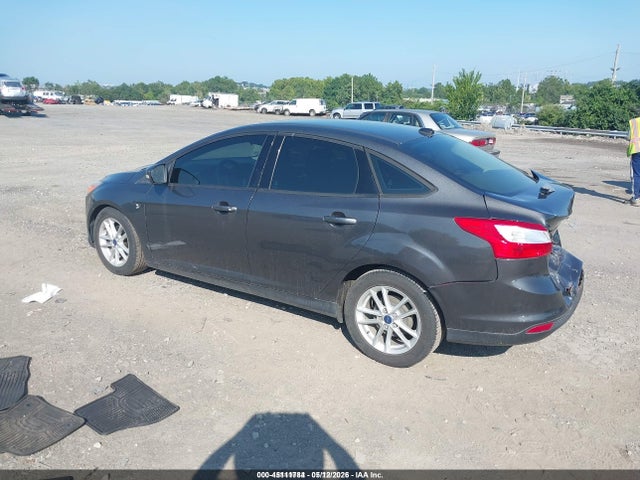 Ford FOCUS SE 2016 1FADP3F24GL365383 Image 3