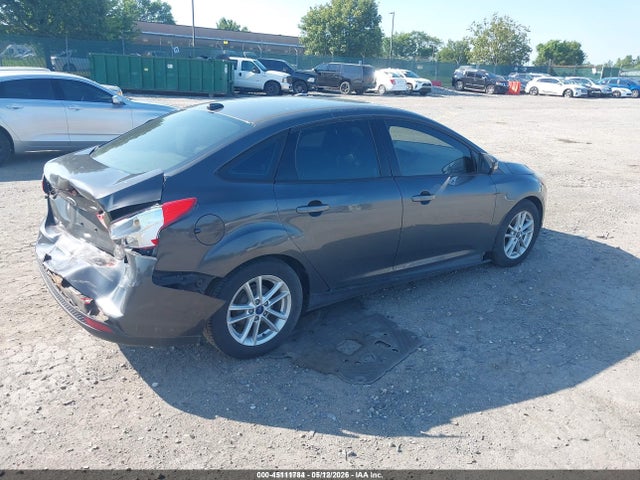 Ford FOCUS SE 2016 1FADP3F24GL365383 Image 4