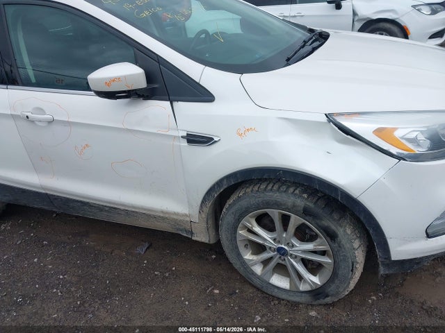 45111798 :رقم المزاد ، 1FMCU9HD1KUB73756 vin ، 2019 Ford Escape Sel مزاد بيع