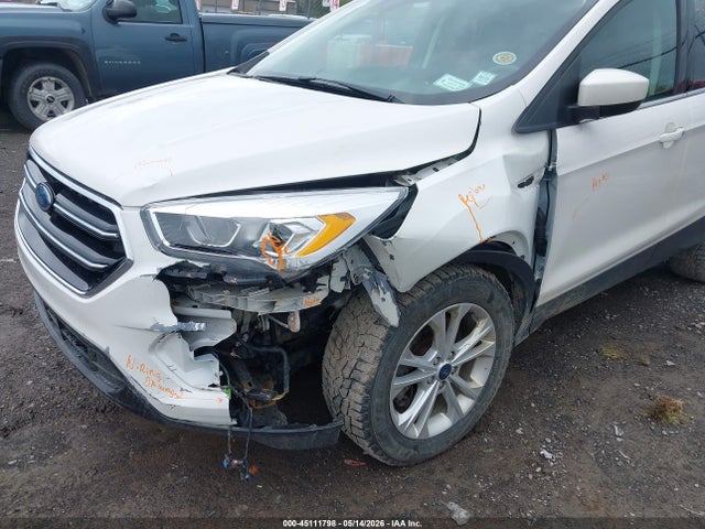 45111798 :رقم المزاد ، 1FMCU9HD1KUB73756 vin ، 2019 Ford Escape Sel مزاد بيع