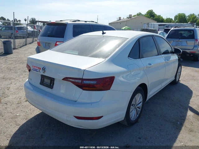 Продаж на аукціоні авто 2019 Volkswagen Jetta 1.4t R-line/1.4t S/1.4t Se, vin: 3VWC57BU1KM027647, номер лоту: 45111836
