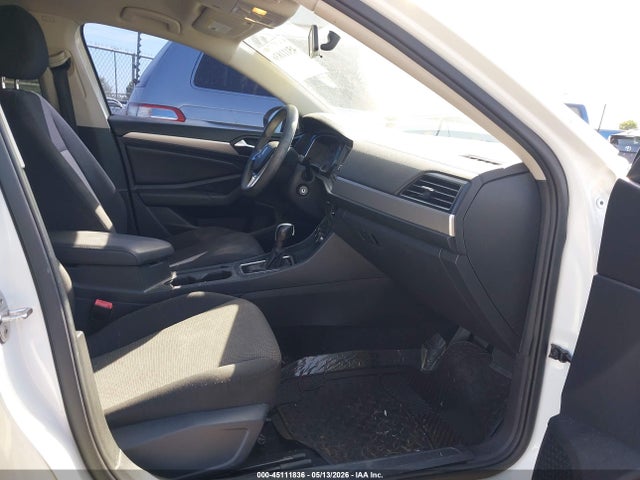 Продаж на аукціоні авто 2019 Volkswagen Jetta 1.4t R-line/1.4t S/1.4t Se, vin: 3VWC57BU1KM027647, номер лоту: 45111836