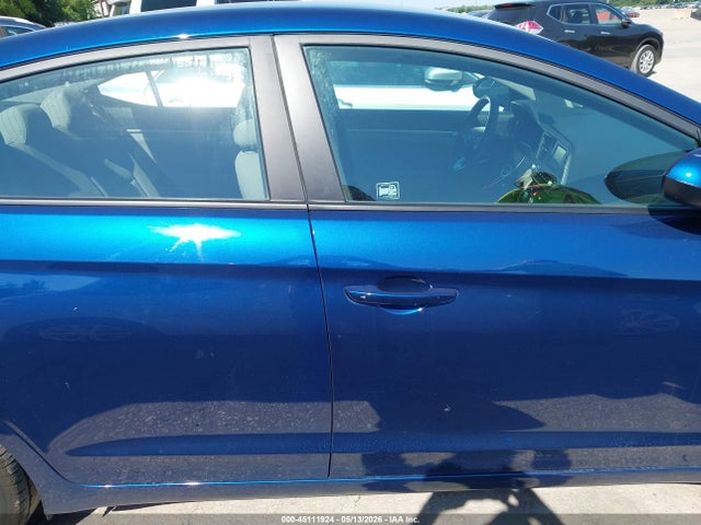 2019 Hyundai Elantra Se მანქანა იყიდება აუქციონზე, vin: 5NPD74LF4KH496317, აუქციონის ნომერი: 45111924