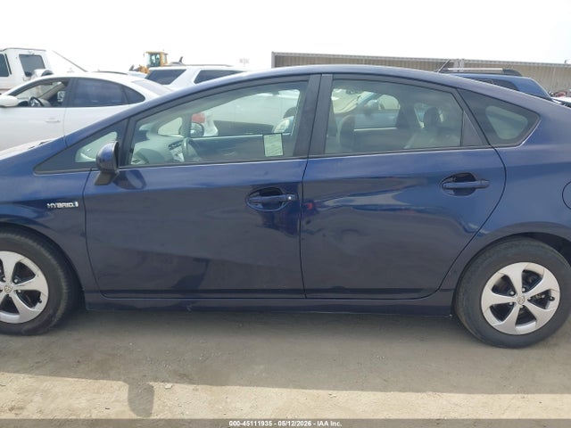 Toyota Prius Three 2015 JTDKN3DU2F0402510 Image 14