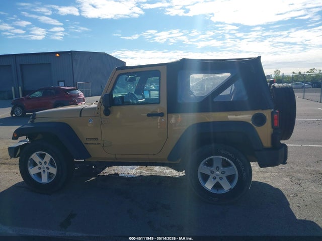 45111949 :رقم المزاد ، 1C4AJWAG1EL142668 vin ، 2014 Jeep Wrangler Sport مزاد بيع