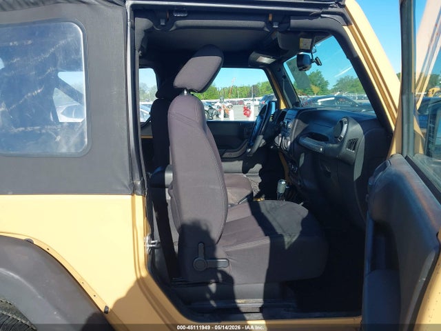 45111949 :رقم المزاد ، 1C4AJWAG1EL142668 vin ، 2014 Jeep Wrangler Sport مزاد بيع