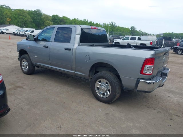 45111957 :رقم المزاد ، 3C6UR5CL8NG393413 vin ، 2022 Ram 2500 Tradesman  4x4 6'4 Box مزاد بيع