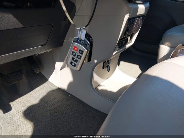 Aukcja sprzedaży 2017 Toyota Sienna Xle Premium 7 Passenger, vin: 5TDDZ3DC6HS182308, numer aukcji: 45111965
