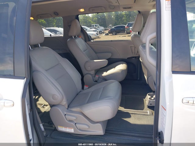 Aukcja sprzedaży 2017 Toyota Sienna Xle Premium 7 Passenger, vin: 5TDDZ3DC6HS182308, numer aukcji: 45111965