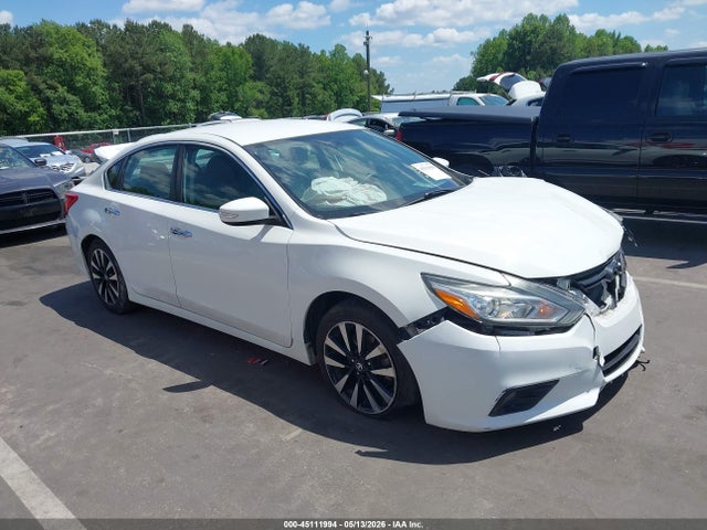 45111994 :رقم المزاد ، 1N4AL3APXJC190484 vin ، 2018 Nissan Altima 2.5 Sl مزاد بيع