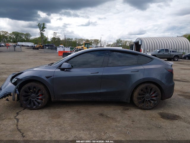 Продажа на аукционе авто 2022 Tesla Model Y Performance Dual Motor All-wheel Drive, vin: 7SAYGDEF8NF564266, номер лота: 45112053