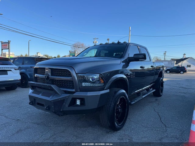 45112055 :رقم المزاد ، 3C6UR5FL6HG721170 vin ، 2017 Ram 2500 Laramie  4x4 6'4 Box مزاد بيع