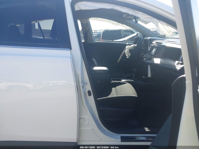 Aukcja sprzedaży 2017 Toyota Rav4 Le, vin: JTMZFREV5HJ708393, numer aukcji: 45112095