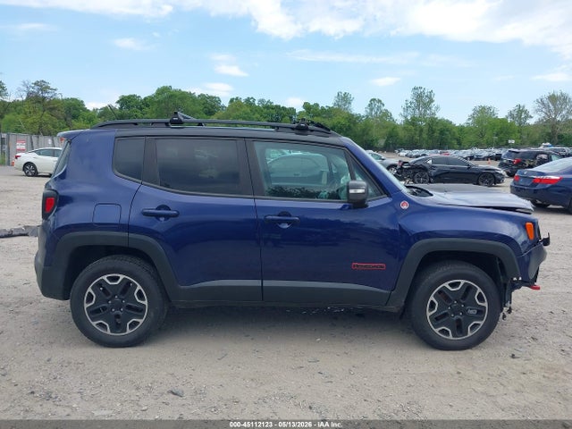 2017 Jeep Renegade Trailhawk 4x4 მანქანა იყიდება აუქციონზე, vin: ZACCJBCB2HPE96573, აუქციონის ნომერი: 45112123