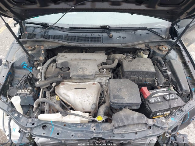 45112150 :رقم المزاد ، 4T1BF1FK0FU920388 vin ، 2015 Toyota Camry Se مزاد بيع