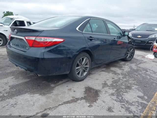 45112150 :رقم المزاد ، 4T1BF1FK0FU920388 vin ، 2015 Toyota Camry Se مزاد بيع