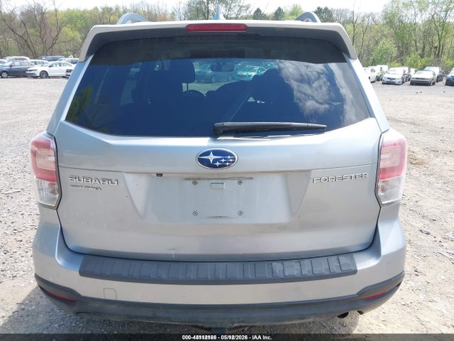 45112186 :رقم المزاد ، JF2SJAEC5JH475646 vin ، 2018 Subaru Forester 2.5i Premium مزاد بيع