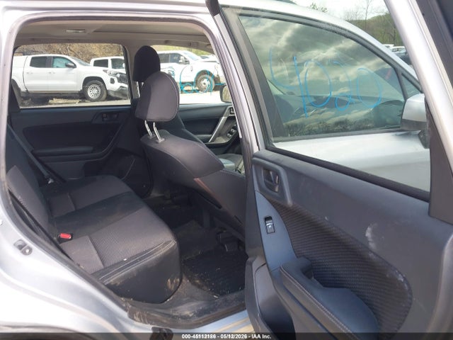 45112186 :رقم المزاد ، JF2SJAEC5JH475646 vin ، 2018 Subaru Forester 2.5i Premium مزاد بيع