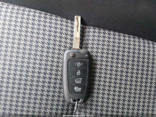 Продажа на аукционе авто 2018 Hyundai Kona Se, vin: KM8K1CAA2JU135744, номер лота: 45112198
