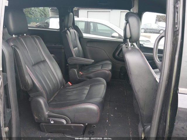 2016 Dodge Grand Caravan R/t მანქანა იყიდება აუქციონზე, vin: 2C4RDGEG0GR318906, აუქციონის ნომერი: 45112303