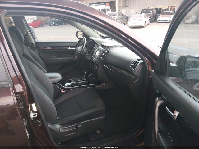 KIA SORENTO LX 2015 5XYKT4A69FG649406 Image 5