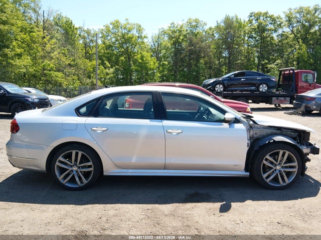 45112322 :رقم المزاد ، 1VWAA7A37JC035022 vin ، 2018 Volkswagen Passat 2.0t R-line/2.0t S مزاد بيع