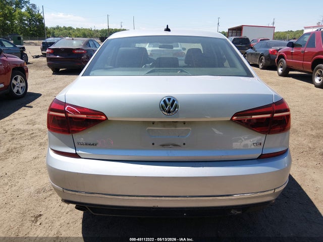 2018 Volkswagen Passat 2.0t R-line/2.0t S მანქანა იყიდება აუქციონზე, vin: 1VWAA7A37JC035022, აუქციონის ნომერი: 45112322