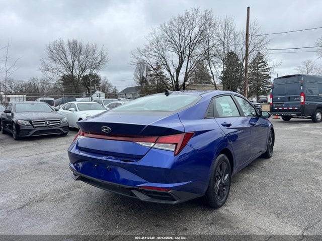 Продажа на аукционе авто 2022 Hyundai Elantra Sel, vin: KMHLS4AGXNU314292, номер лота: 45112349