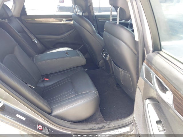 Продажа на аукционе авто 2015 Hyundai Genesis 3.8, vin: KMHGN4JE0FU083489, номер лота: 45112351