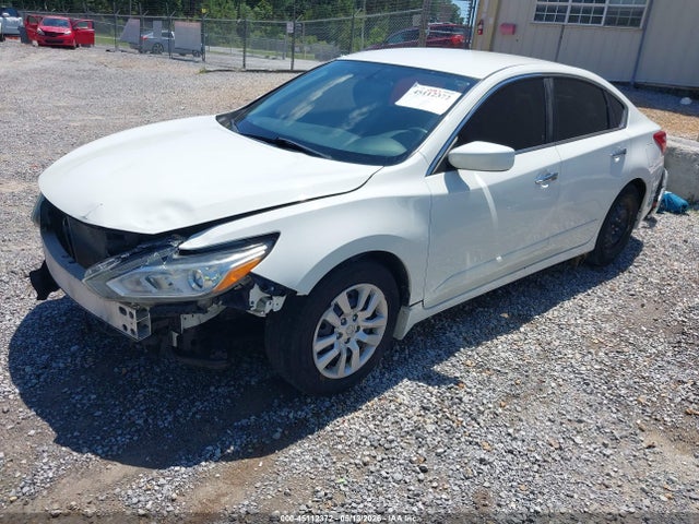 Nissan Altima 2.5 S 2017 1N4AL3AP1HC267723 Image 2