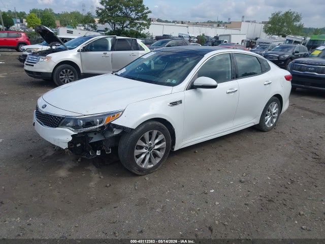 45112383 :رقم المزاد ، 5XXGU4L30GG105081 vin ، 2016 Kia Optima Ex مزاد بيع