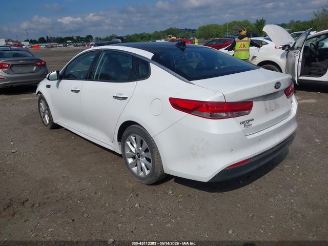 45112383 :رقم المزاد ، 5XXGU4L30GG105081 vin ، 2016 Kia Optima Ex مزاد بيع