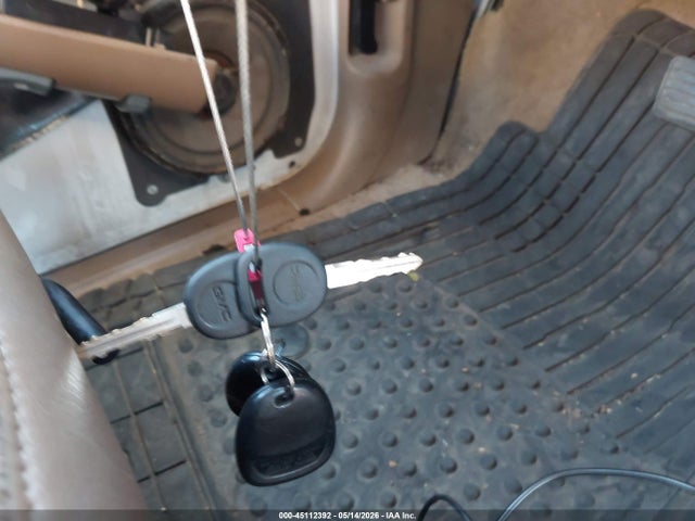 45112392 :رقم المزاد ، 1GTCS19W018159348 vin ، 2001 Gmc Sonoma Sls مزاد بيع