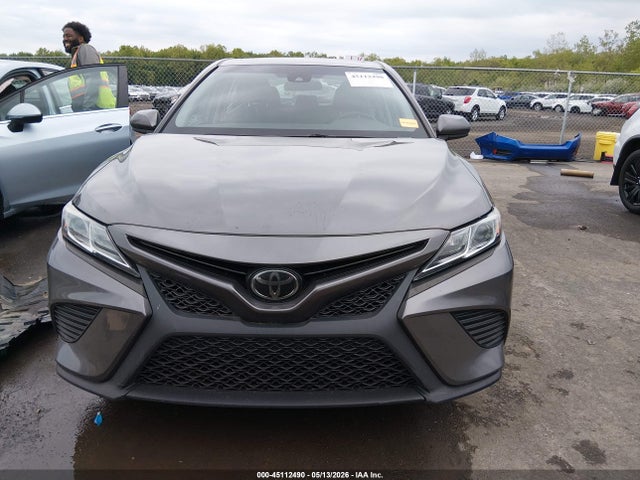 45112490 :رقم المزاد ، 4T1B11HK4KU196937 vin ، 2019 Toyota Camry Se مزاد بيع