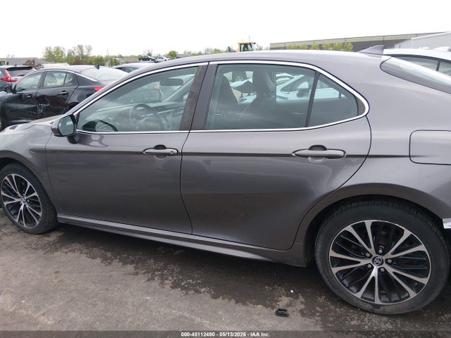 45112490 :رقم المزاد ، 4T1B11HK4KU196937 vin ، 2019 Toyota Camry Se مزاد بيع