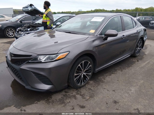 45112490 :رقم المزاد ، 4T1B11HK4KU196937 vin ، 2019 Toyota Camry Se مزاد بيع