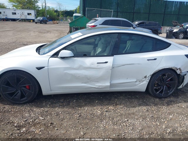 Tesla Model 3 Performance All-wheel Drive 2024 5YJ3E1ETXRF854046 Image 14
