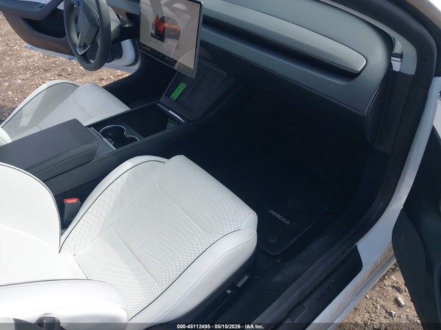 Tesla Model 3 Performance All-wheel Drive 2024 5YJ3E1ETXRF854046 Image 5